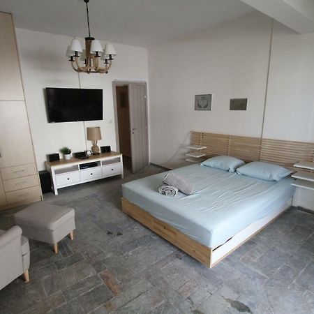 Katerina'S Villa Nea Palatia Eksteriør billede