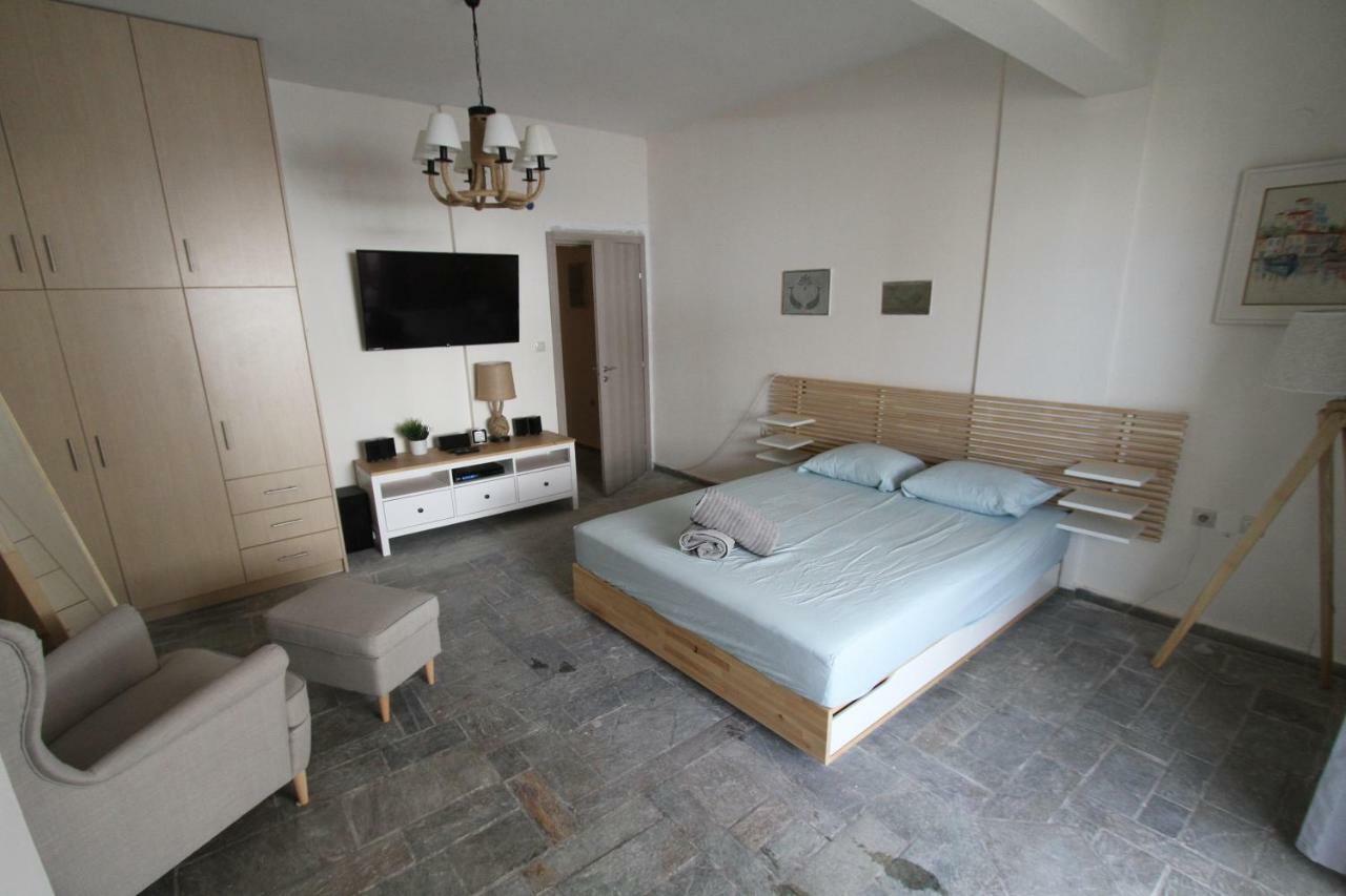 Katerina'S Villa Nea Palatia Eksteriør billede