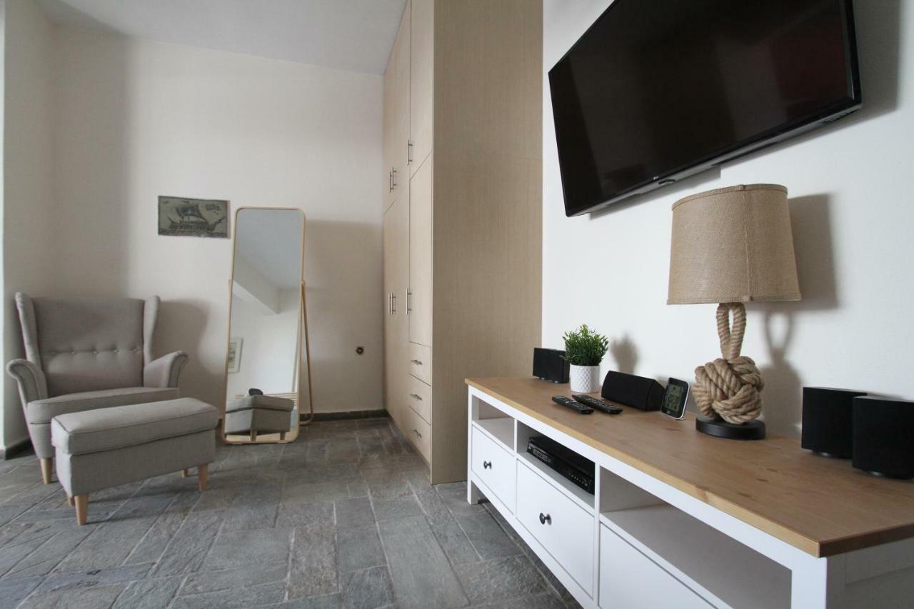 Katerina'S Villa Nea Palatia Eksteriør billede